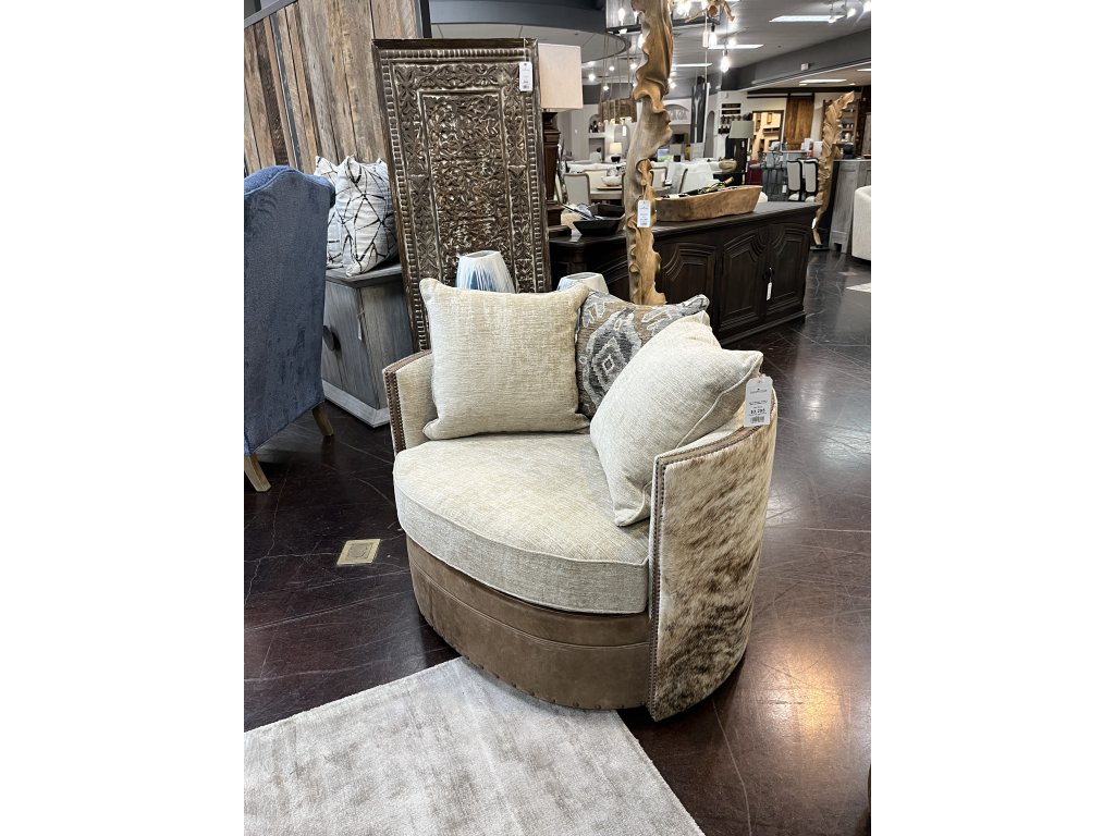 HOH Nailhead Swivel Chair