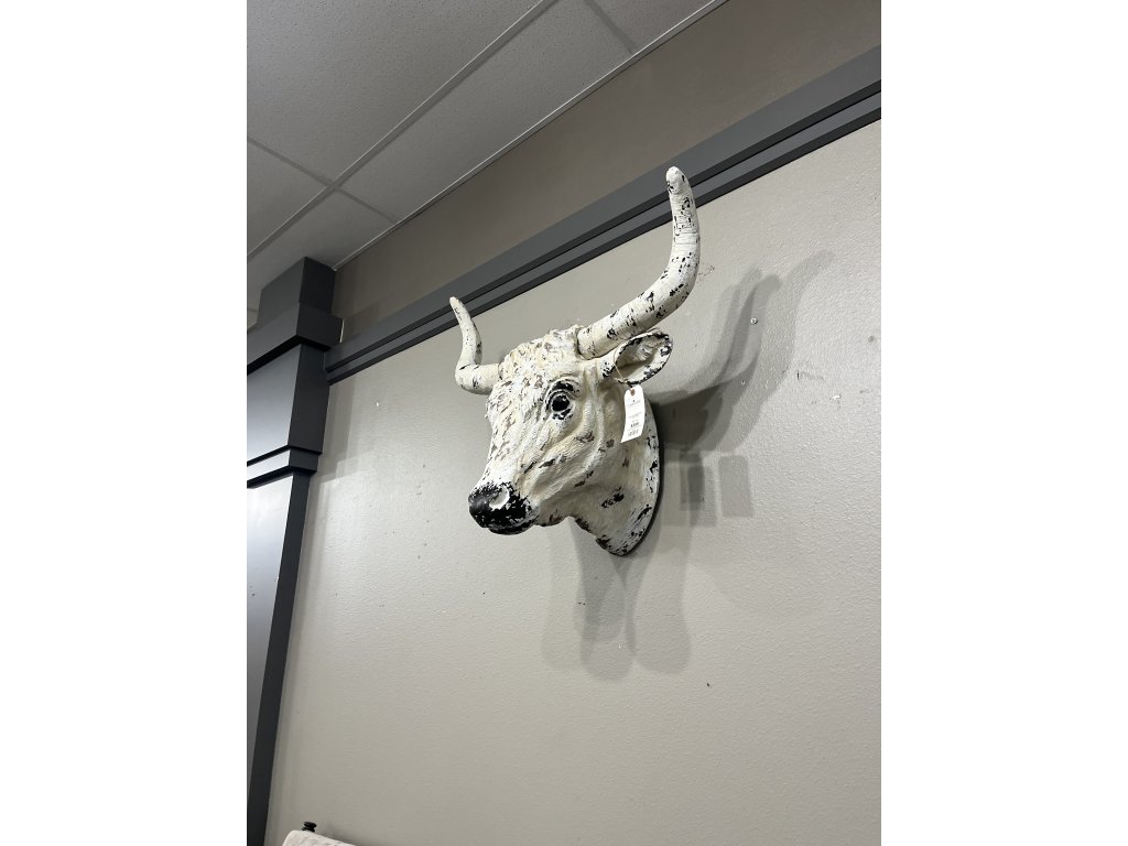 "Betsy" Cow Head Wall Art