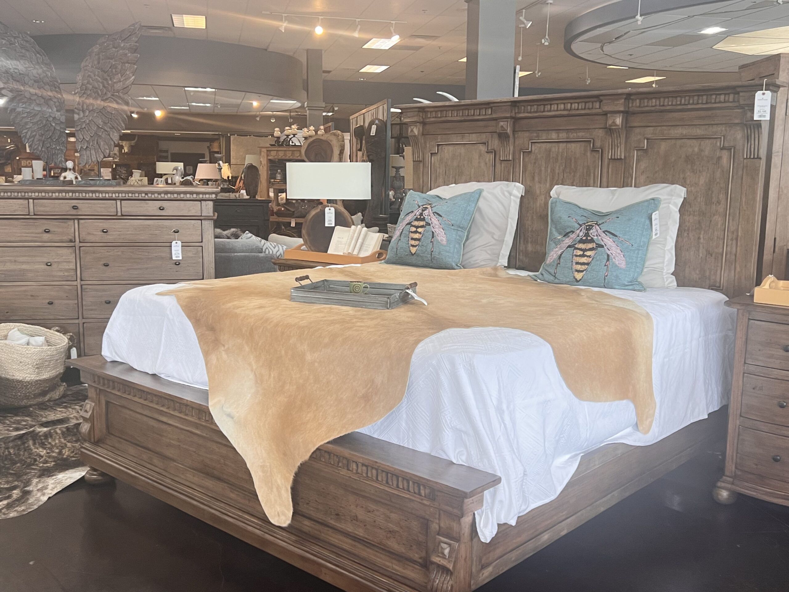 Lattic King Bed