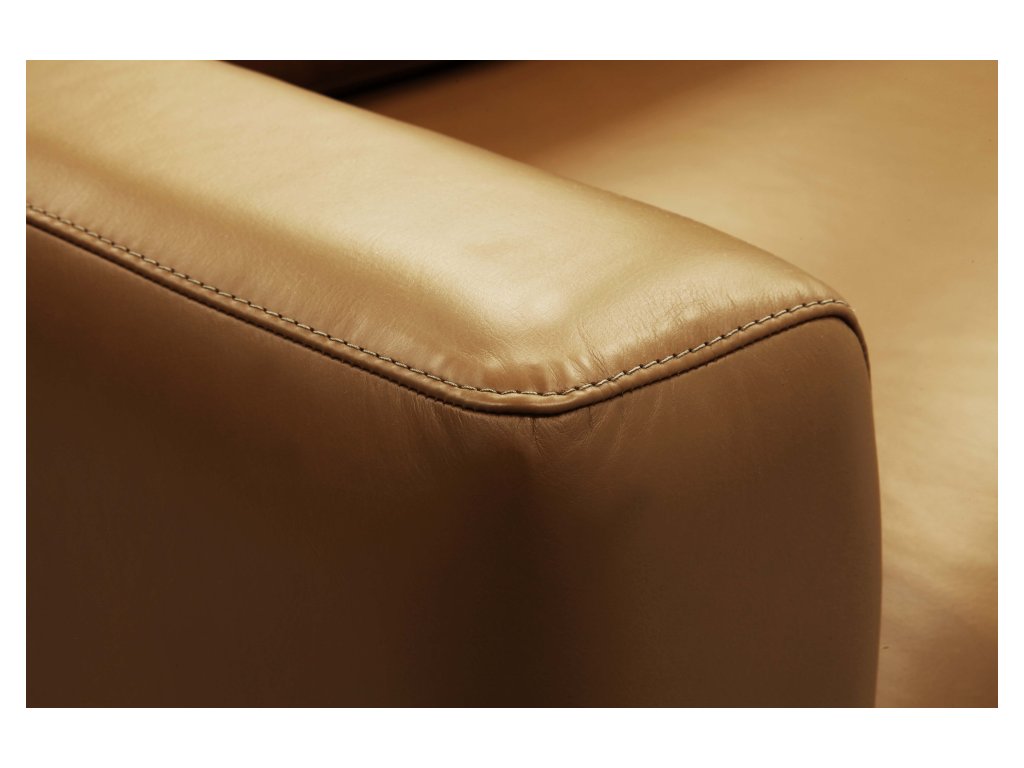 Novella Sofa - image 2