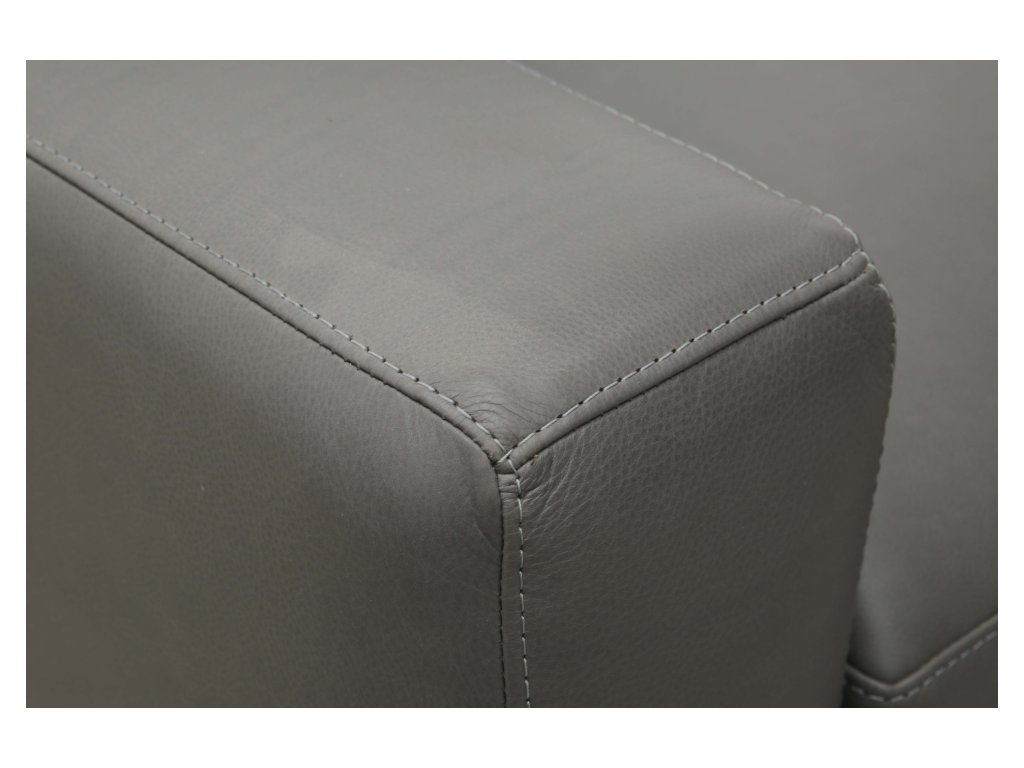 Rocket Swivel Chair - image 2