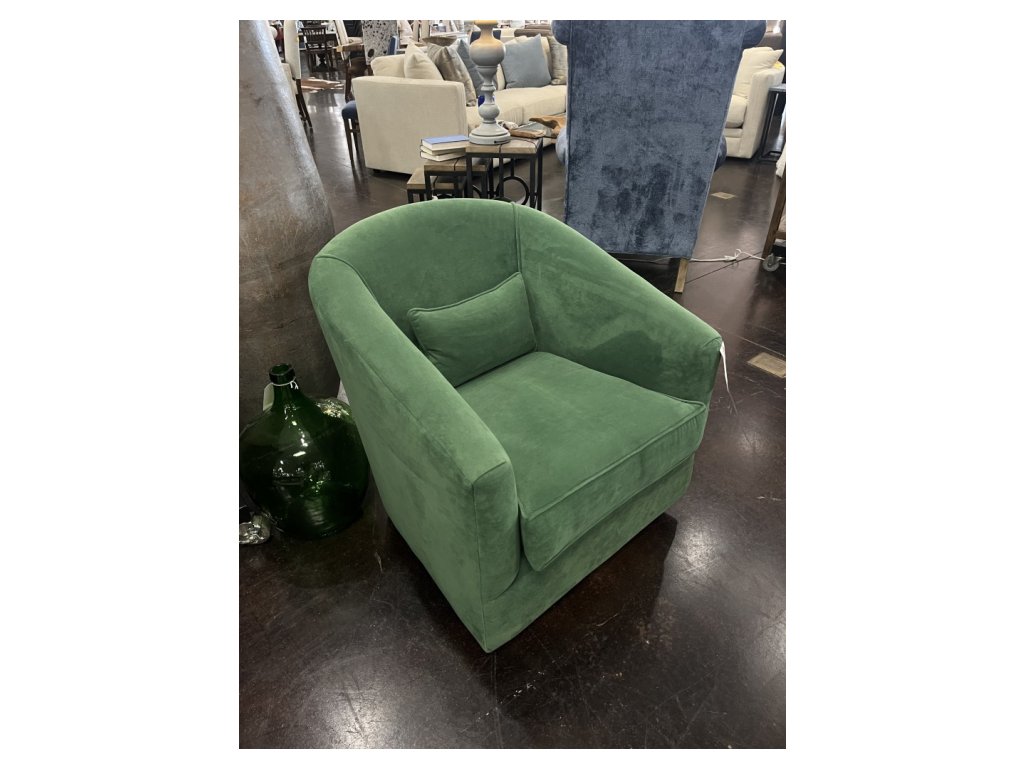 Savvy Swivel Chair