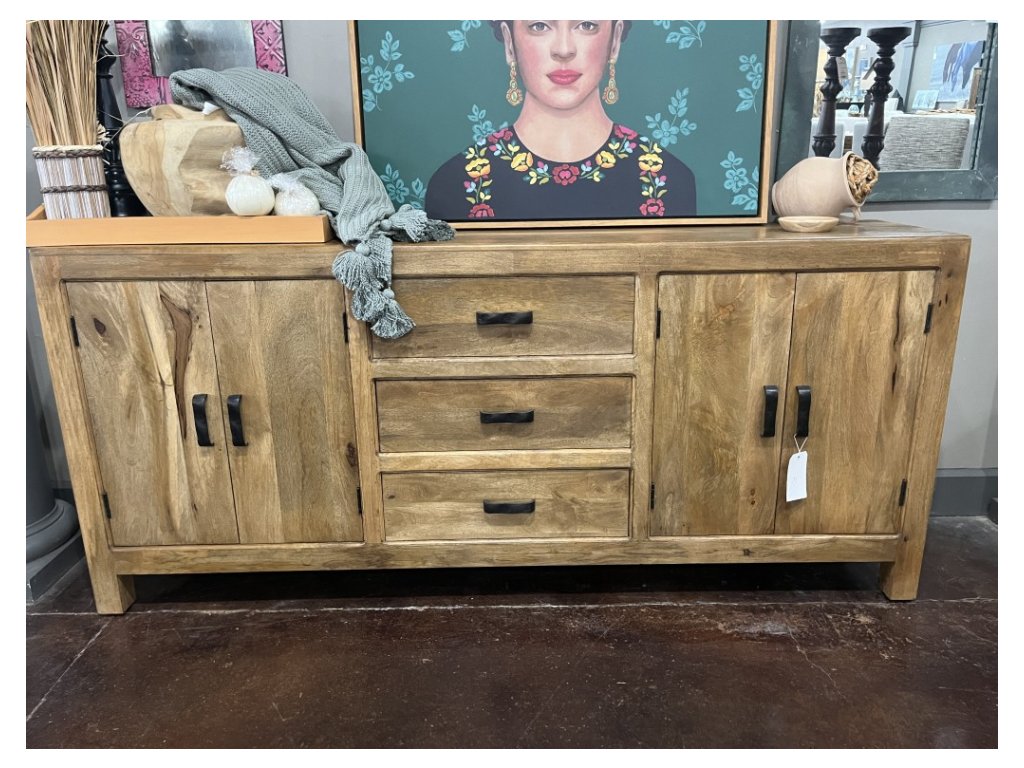 4 door Wooden Sideboard w/ Drawers