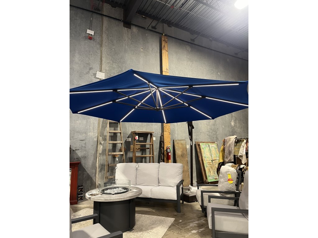 Adjustable Outdoor Umbrella w/Lights