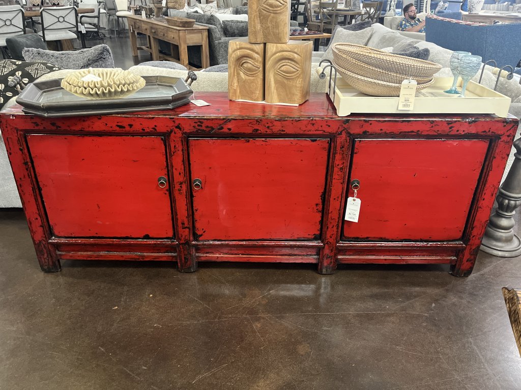 Straight Bottom 3 Door Sideboard (Short)