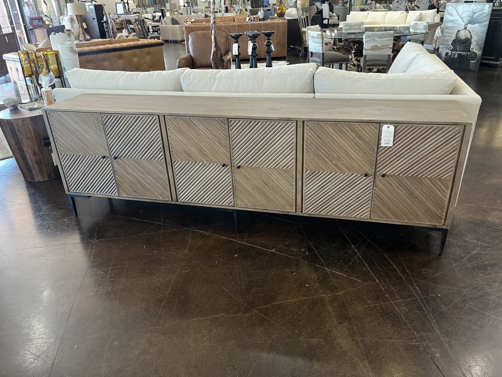 Diagional Pattern Door Sideboard