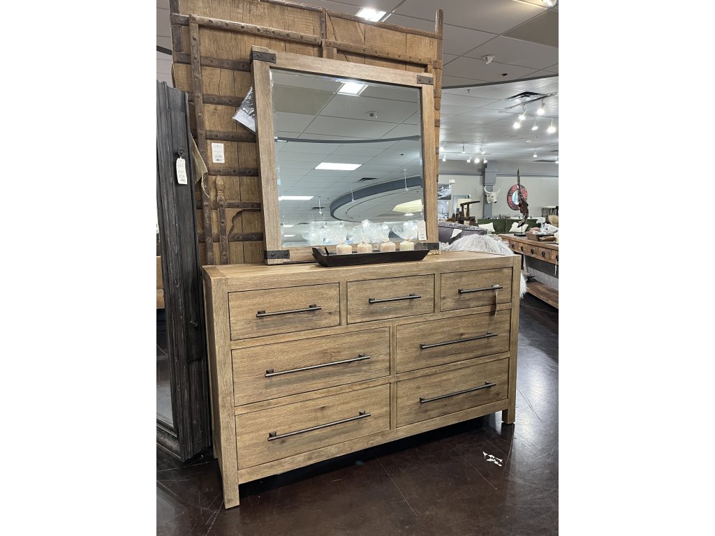 7 Drawer Dresser