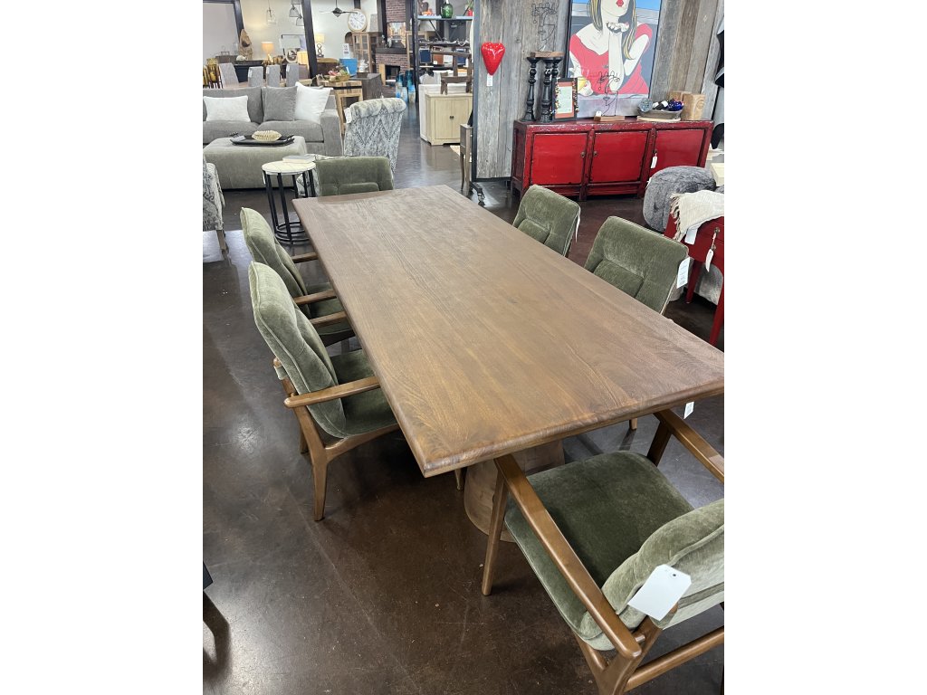 Pedestal Dining Table