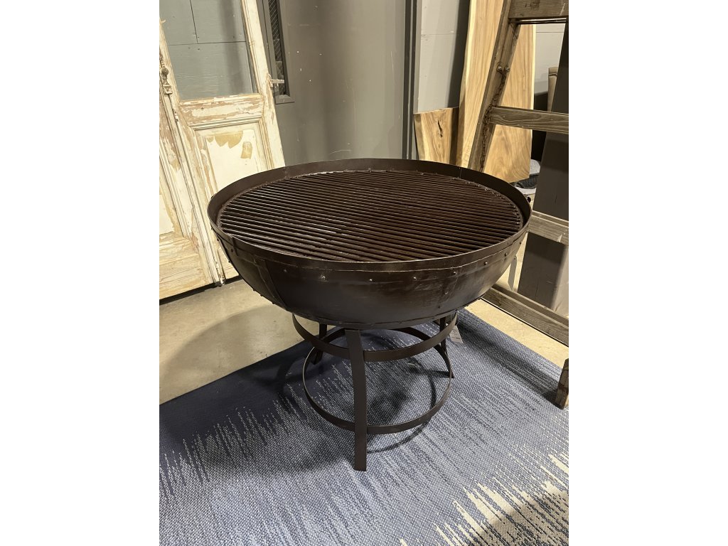 Medium Kadai Tub w/ Base and Grate