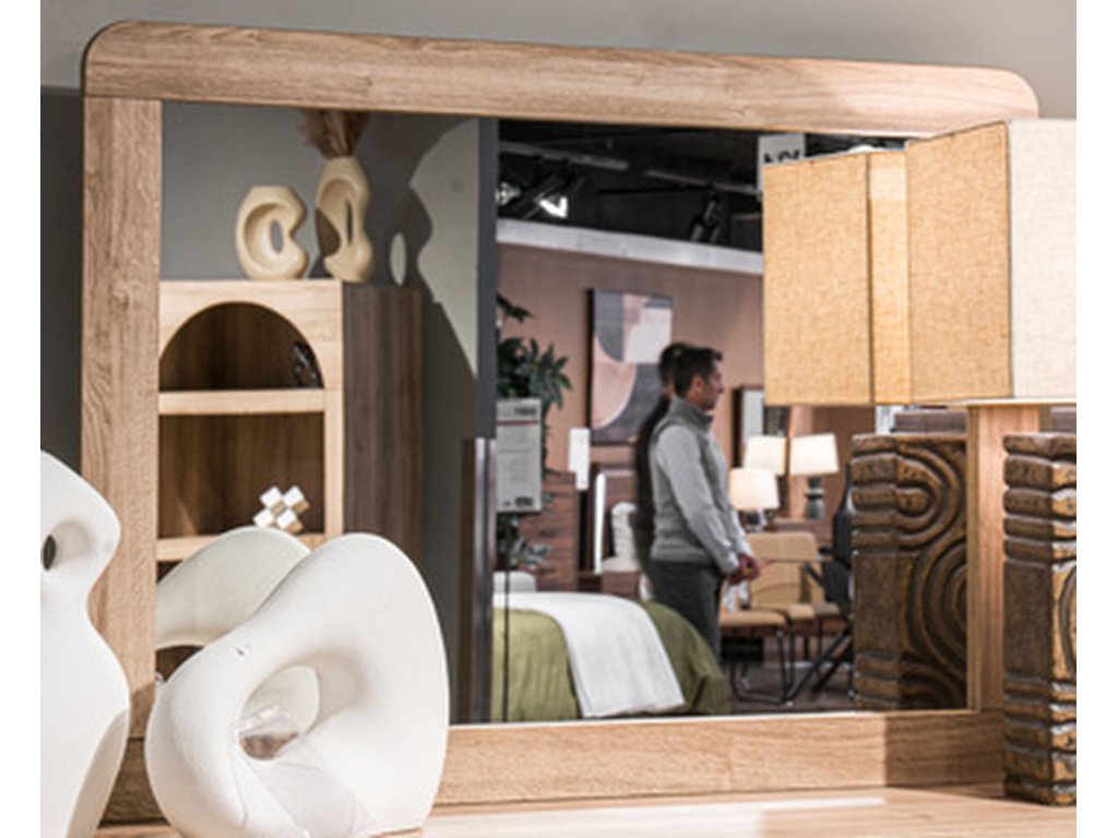 Kinlanni Bedroom Mirror