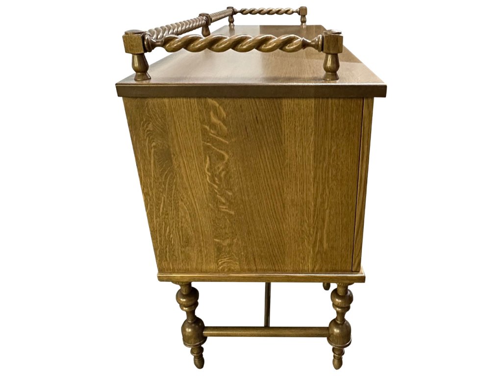 Custom Buffet - Alternative View