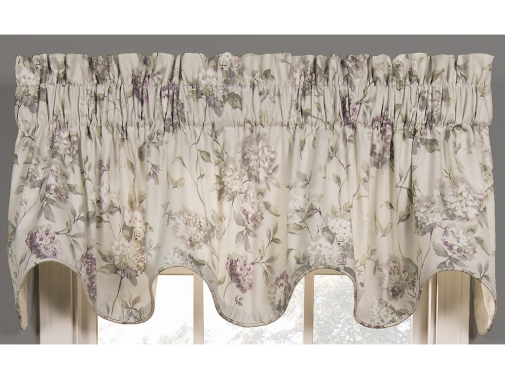Ellis Curtain Abigail Scallop Valance