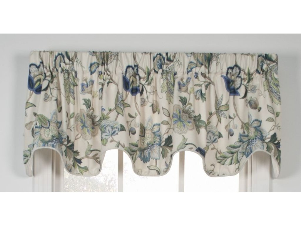 Ellis Curtain Brissac Lined Scallop Valance