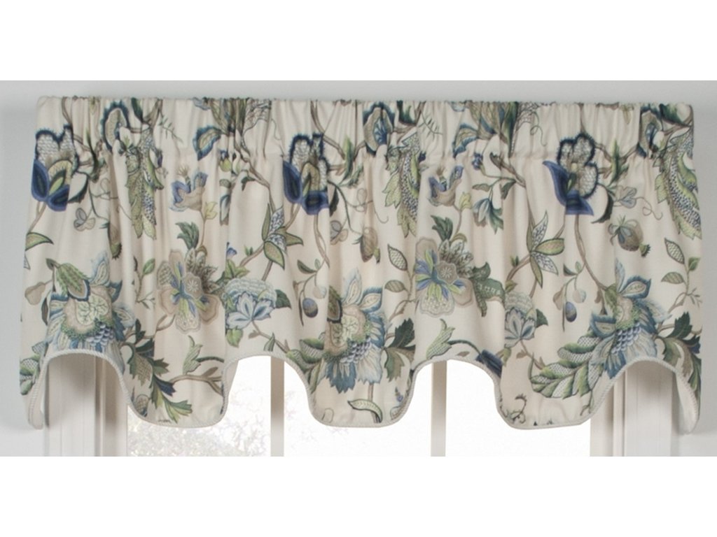 Ellis Curtain Brissac Lined Scallop Valance