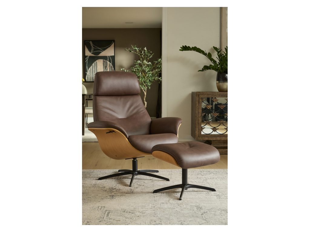 Falcon Swivel Chair