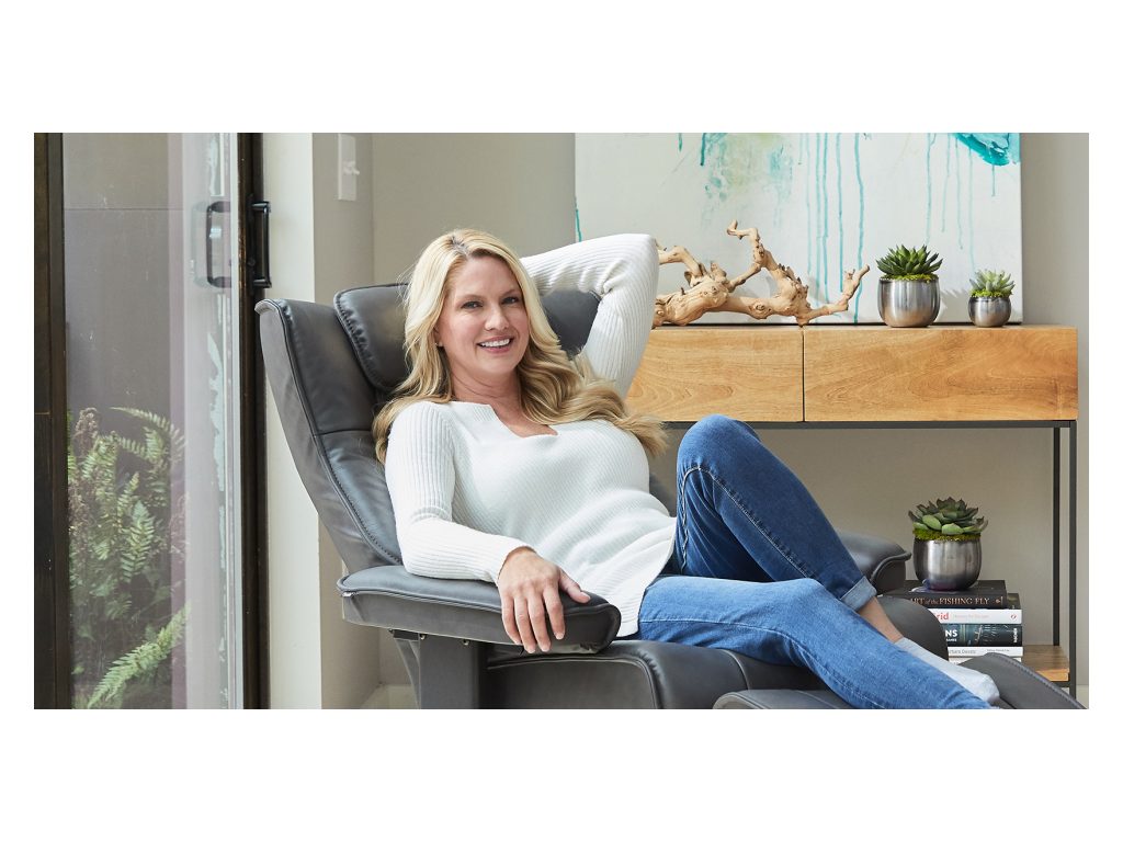 Regent Recliner, alternate view 2