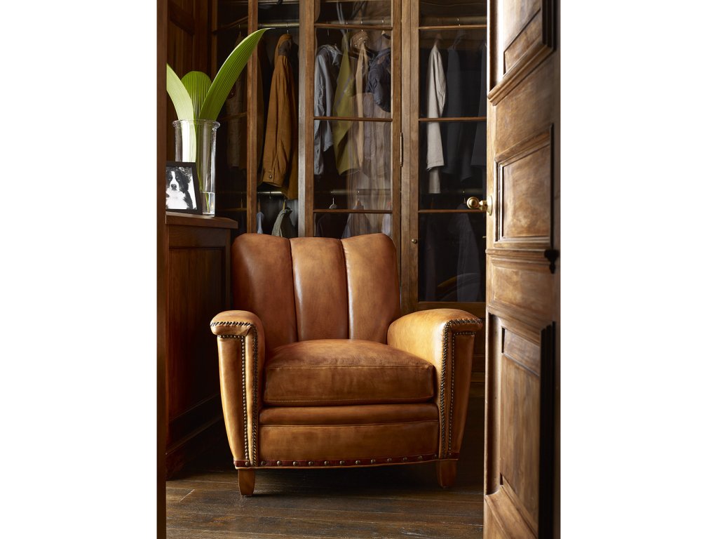 Tulip Channel Back Club Chair - Alternative View