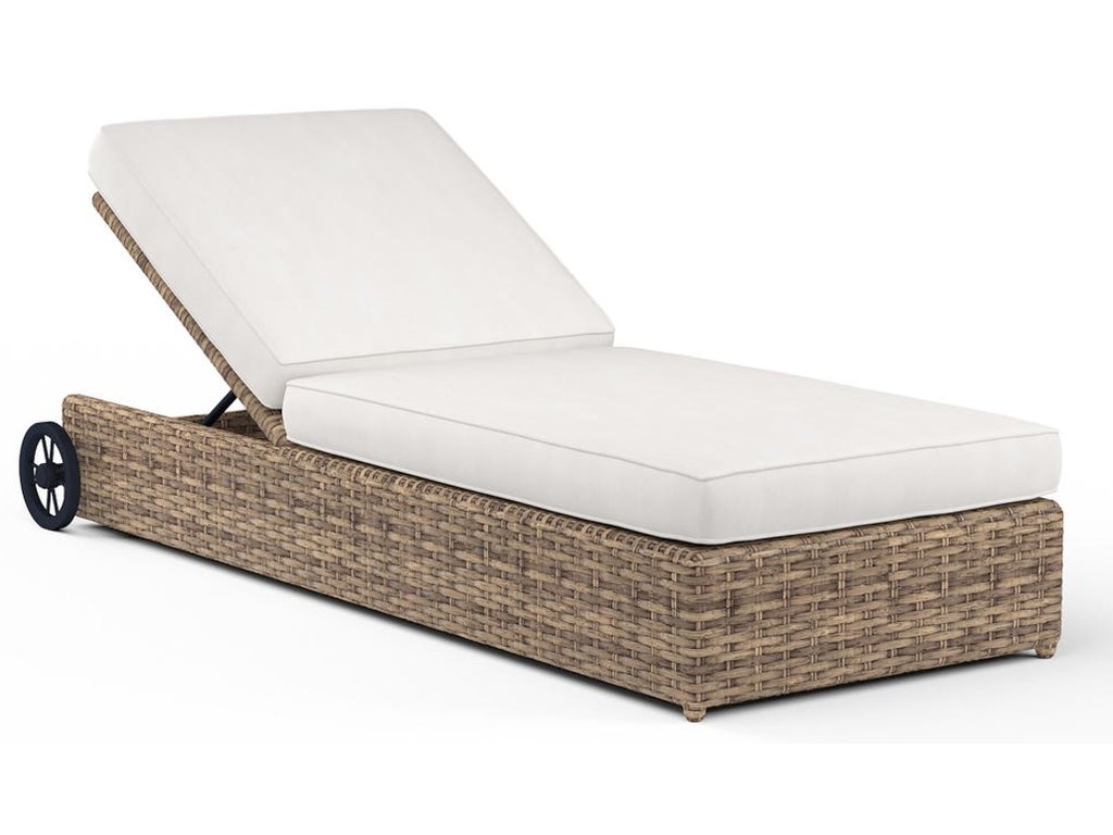 Havana Adjustable Chaise in Canvas Flax w/ Self Welt