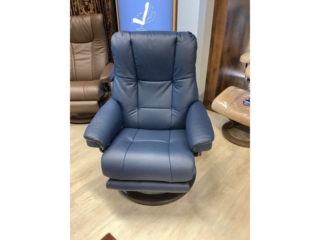 Stressless Mayfair Medium Classic Power Leg & Back