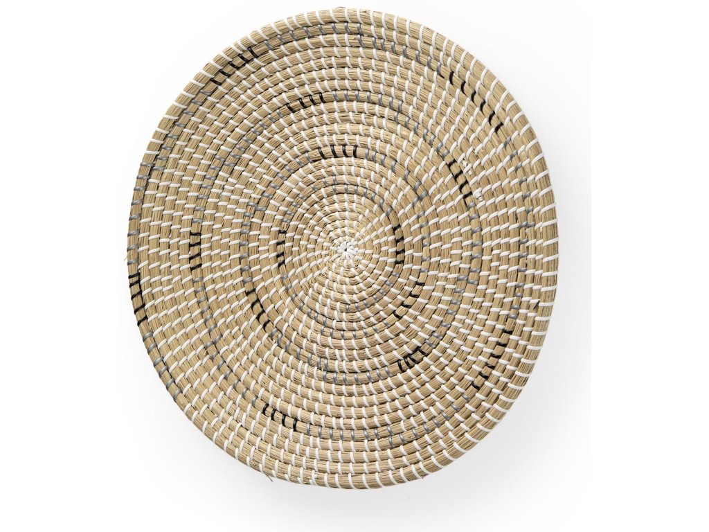 18.0L x 18.0W x 3.0H Light Brown Seagrass w/Dark Brown String Round Wall Hanging Plate