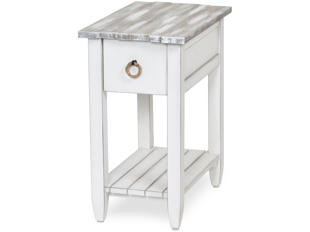 Sea Winds Picket Fence Chairside Table in Distressed Grey