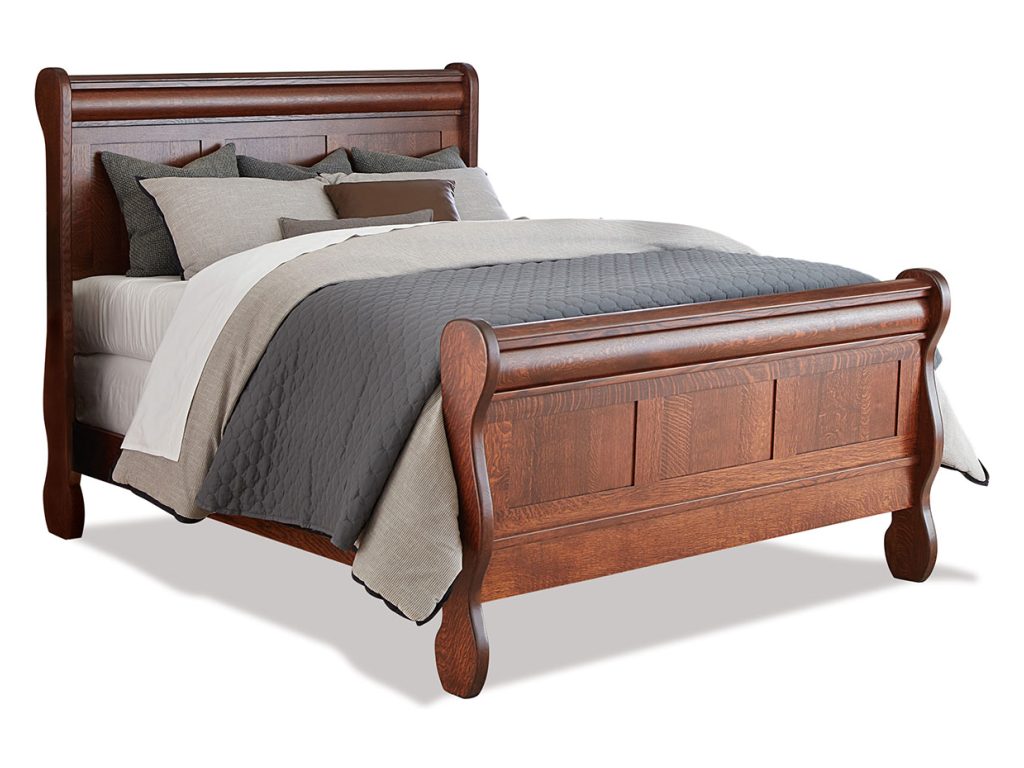 Old Classic Sleigh Bed