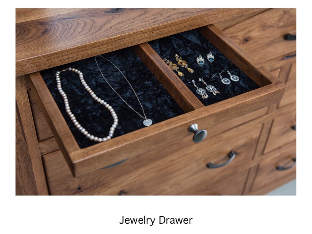 Finland 9 Drawer Dresser Mirror, alternate view