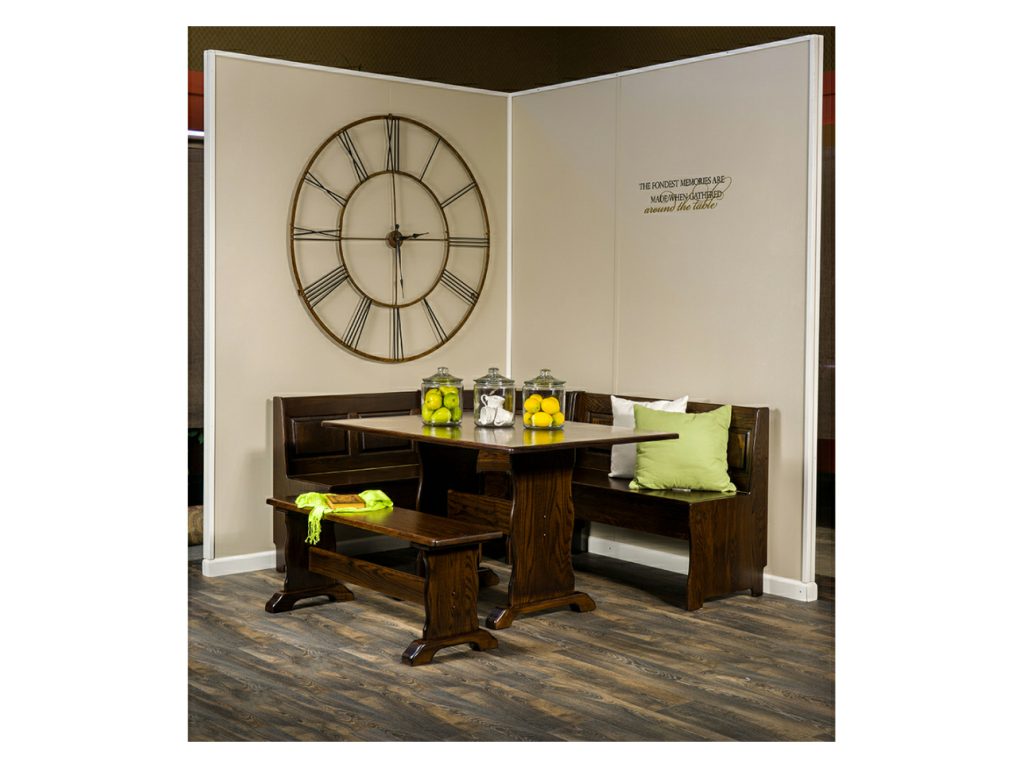 Amish Furniture of NE Traditional Nook Set