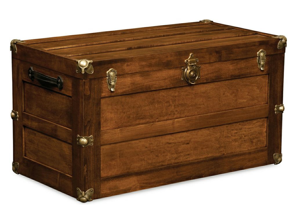 Trunk With Flat Lid