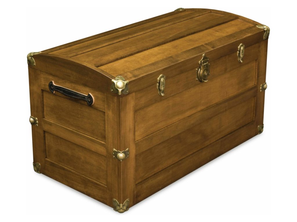 Trunk With Rounded Lid
