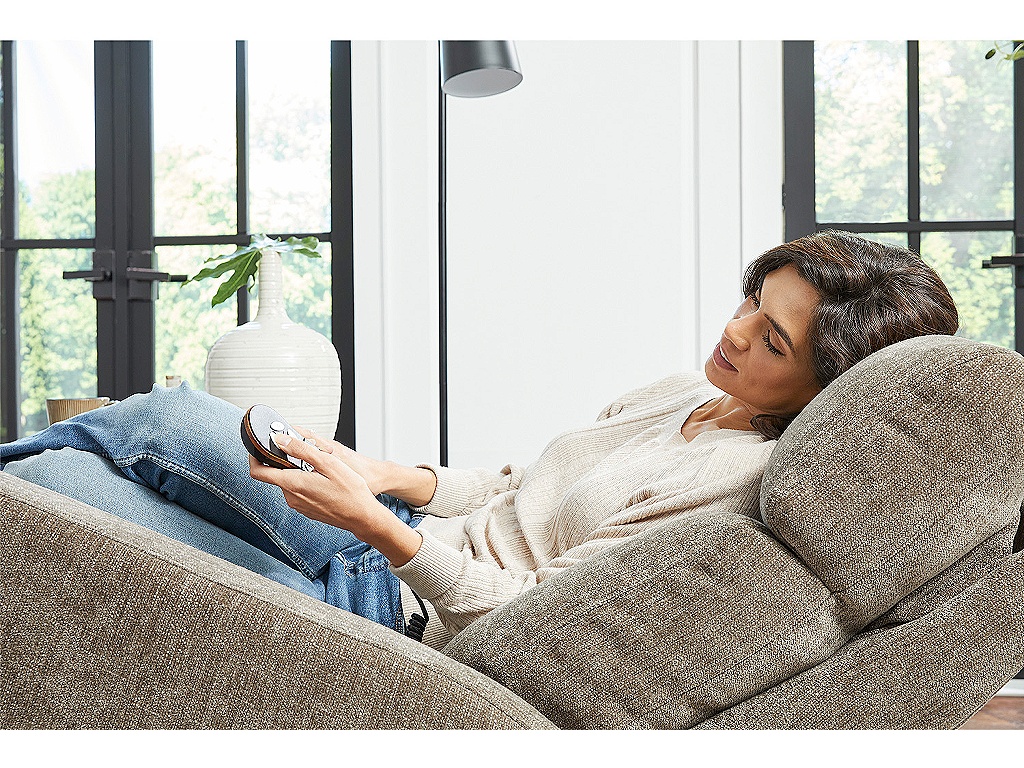 Leslie Bodyrest Zero Gravity Recliner - image 11