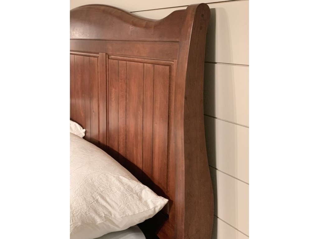 Sleigh Bed - image 1