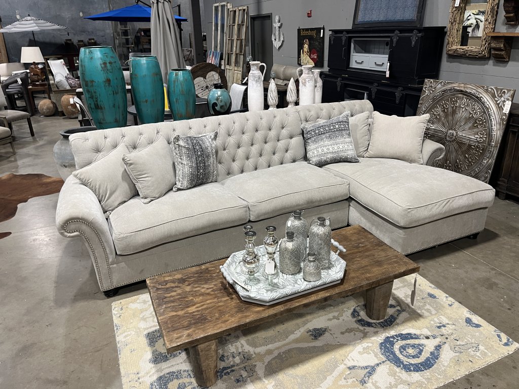 Chateau RAFC 2pc Sectional - main image