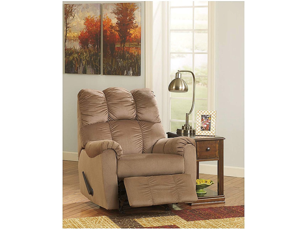 Breegin Chairside End Table - image 13
