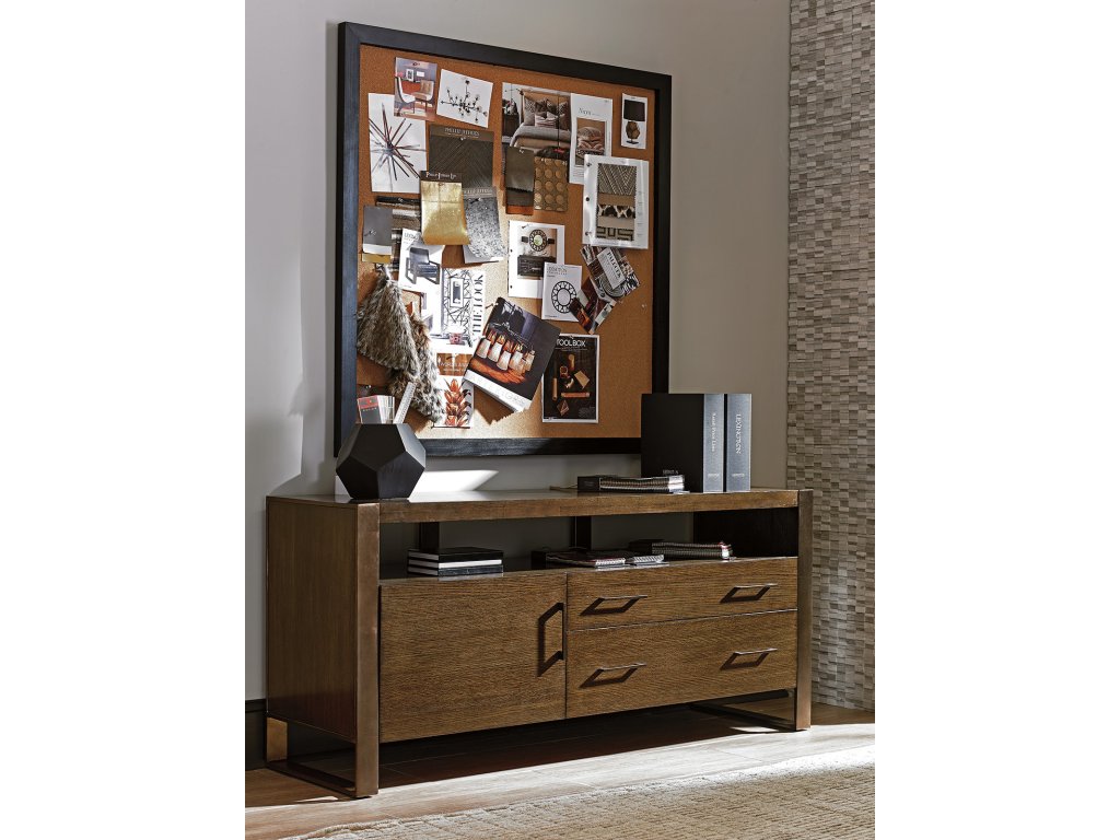 Paramount Media Console - image 1