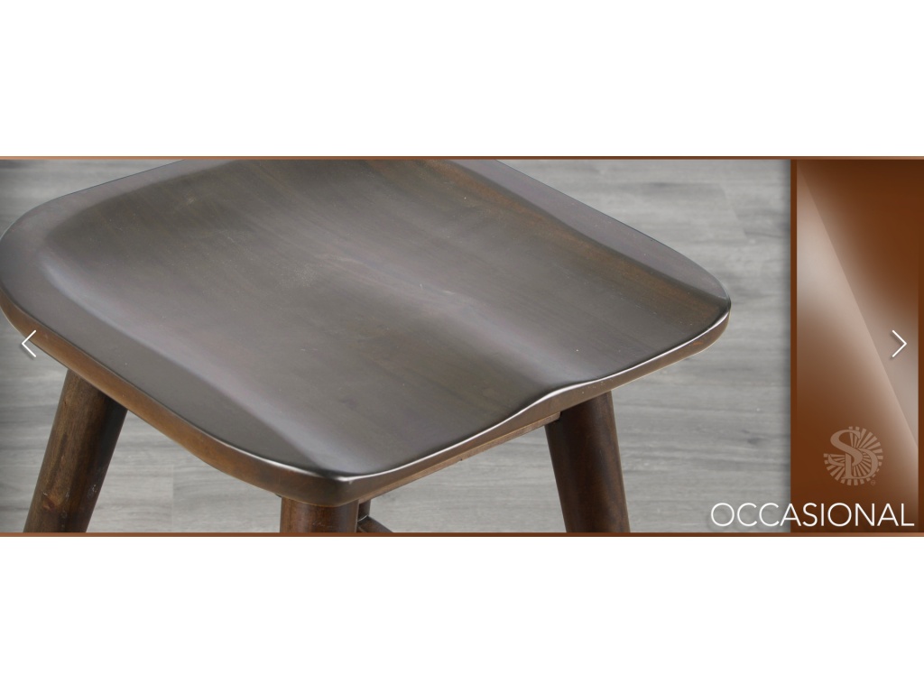 Americana Console Table w/ USB Power Pack - image 8