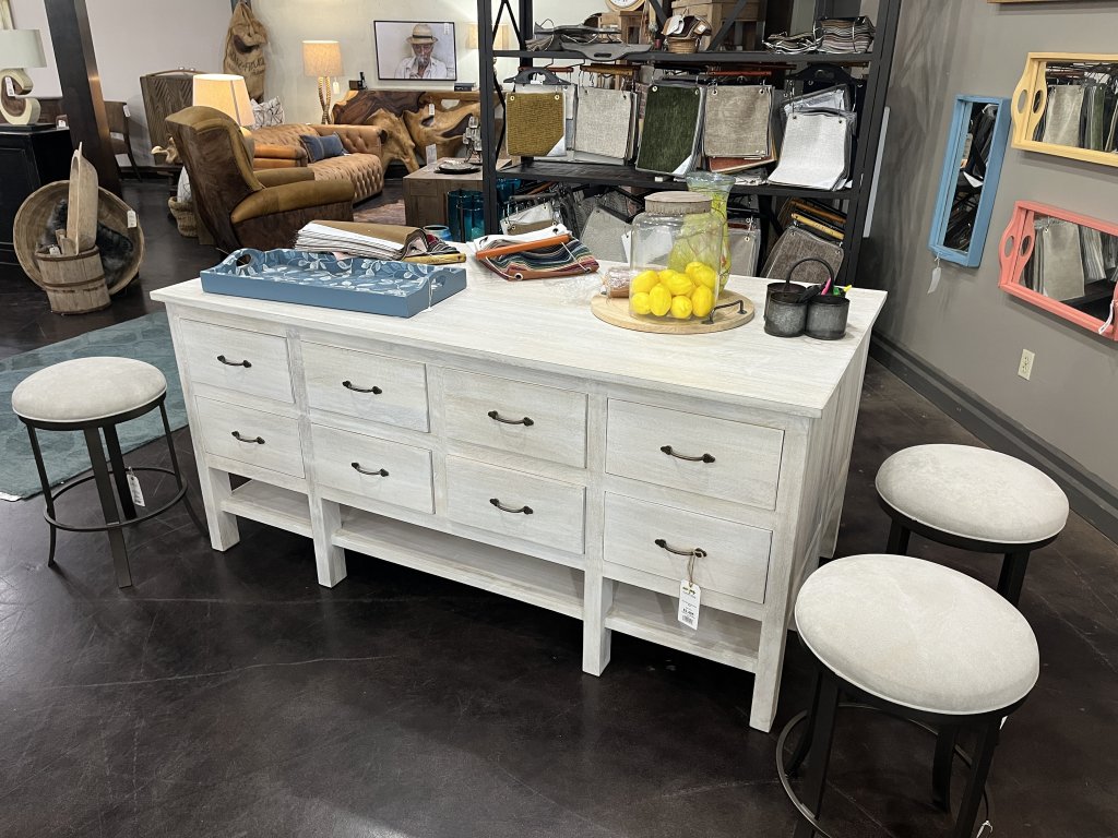 Whitewashed Workstation - main image