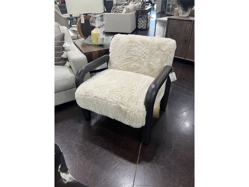 Modern Soft White Fur Chair - main image