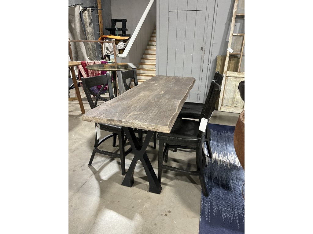 Long Live Edge Pub table - main image
