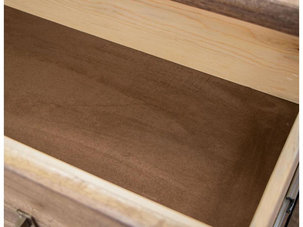 4 Drawer Chest - image 3