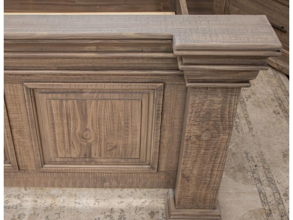 Royal, King Bed - image 4