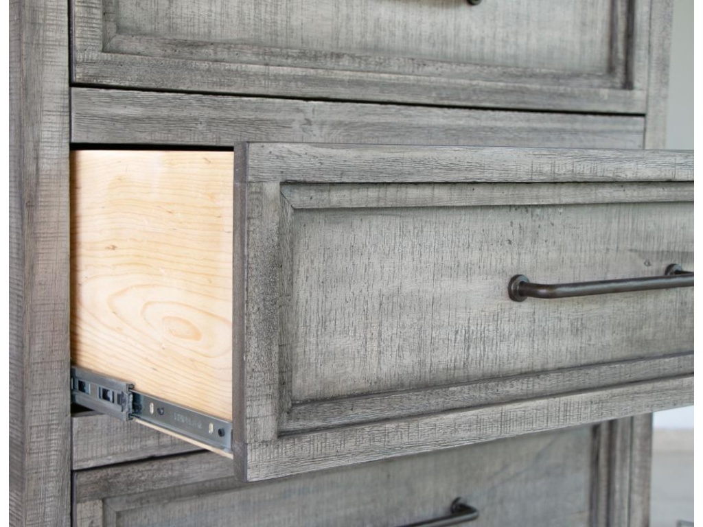 4 Drawer Chest - image 4