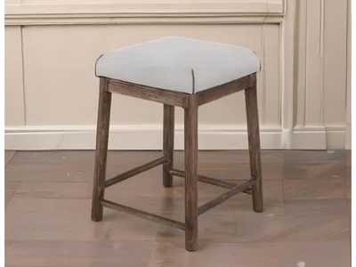 Stool 24"