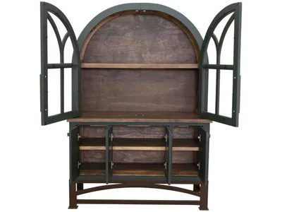 6 Door, Hutch