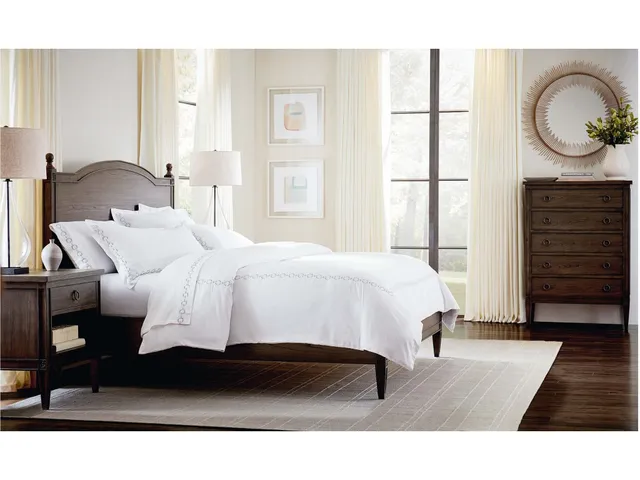 Charlotte Panel Bed
