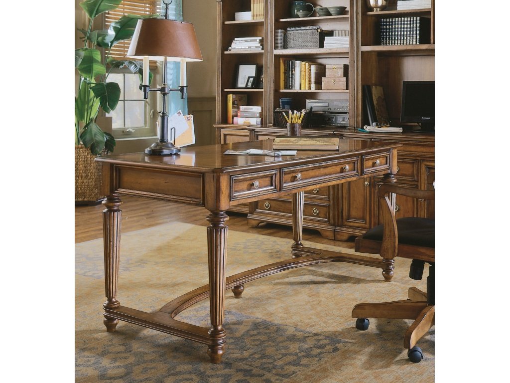 Brookhaven Leg Desk - image 1