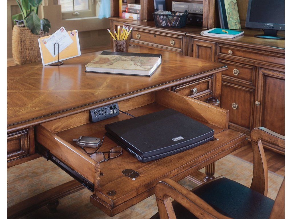 Brookhaven Leg Desk - image 2
