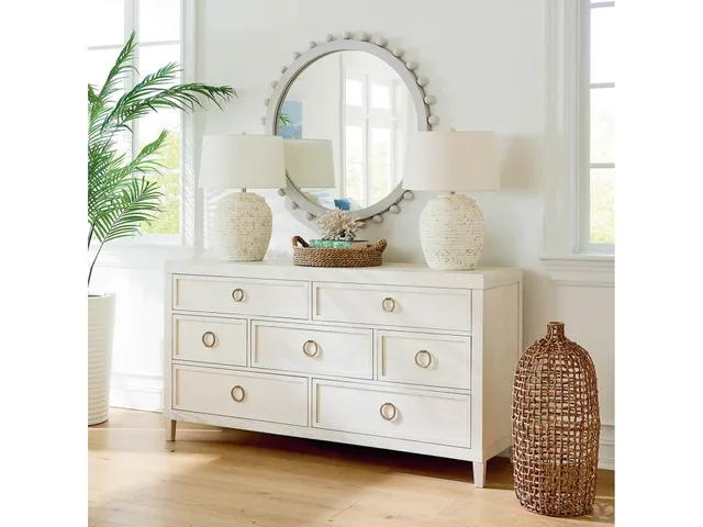 Ventura Dresser