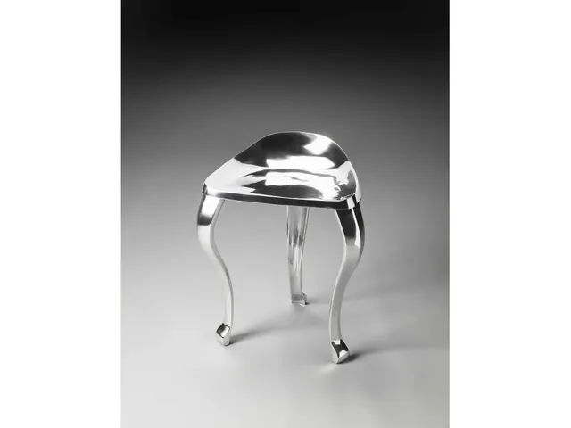 Tripod Stool - Alternative View