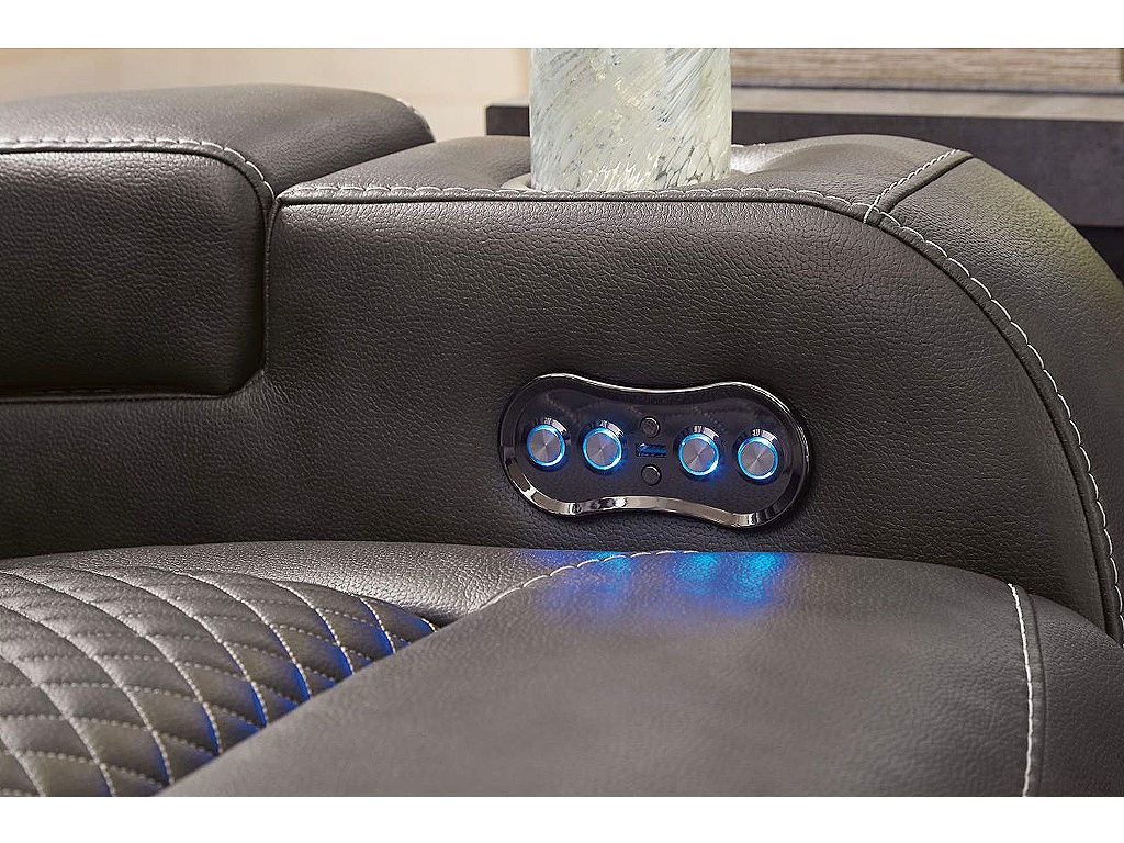 Fyne-Dyme Power Recliner - image 9